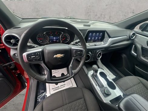Used 2021 Chevrolet Blazer LT FWD image 31