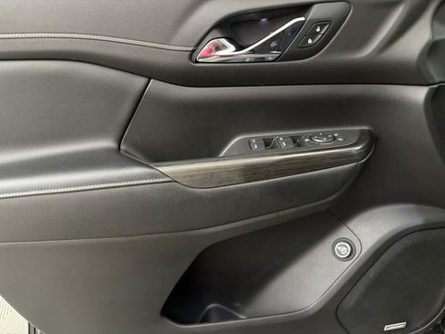 Used 2019 GMC Acadia SLT FWD image 23