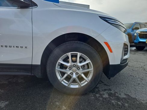 Used 2024 Chevrolet Equinox LT w/ LPO, Floor Liner Package image 2