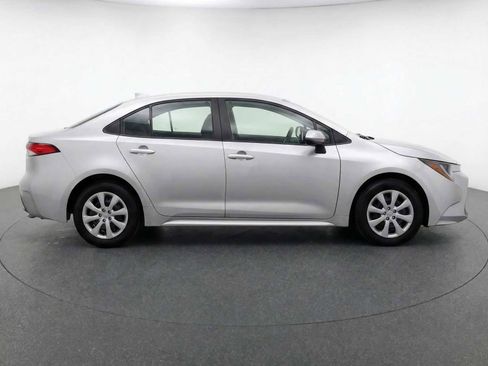 Used 2024 Toyota Corolla LE image 4