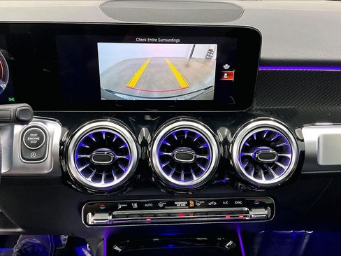 Certified 2023 Mercedes-Benz GLB 250 image 25