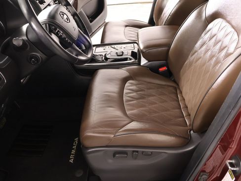 Used 2021 Nissan Armada Platinum w/ Captain's Chairs Package image 12