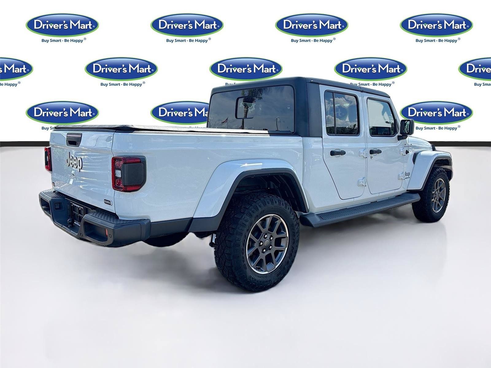 Used 2020 Jeep Gladiator Overland AWD/4WD image 7