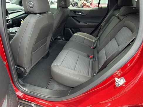 New 2026 Chevrolet Equinox LT w/ Safety and Technology Package FWD image 18