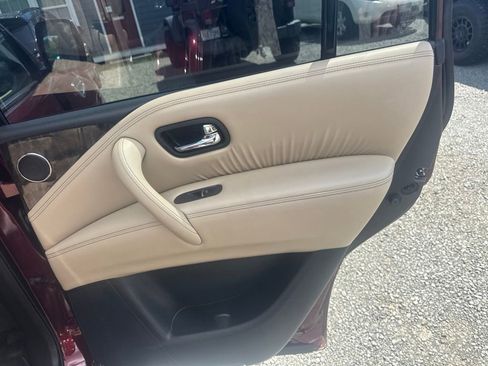 Used 2022 Nissan Armada Platinum w/ Captain's Chairs Package AWD/4WD image 9