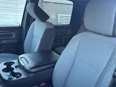 Used 2024 RAM 2500 Big Horn w/ Bed Utility Group image 25