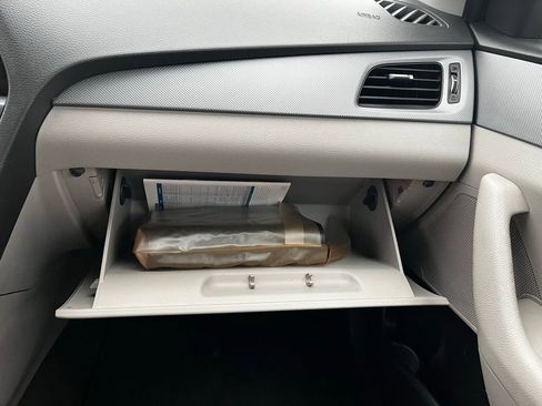 Used 2018 Hyundai Sonata SE image 18