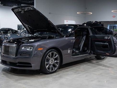 Used 2017 Rolls-Royce Wraith RWD image 33