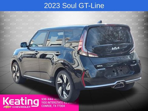 Used 2023 Kia Soul GT-Line w/ GT-Line Technology Package image 2