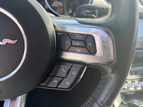 Used 2017 Ford Mustang Premium image 17