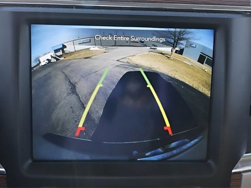 Used 2018 RAM 1500 Laramie w/ Convenience Group image 20