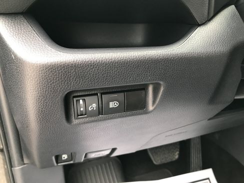 Certified 2025 Toyota RAV4 LE AWD/4WD image 14
