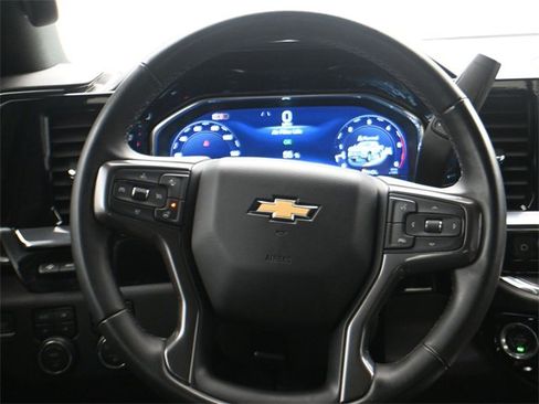 Used 2024 Chevrolet Silverado 2500 High Country w/ High Country Premium Package image 15