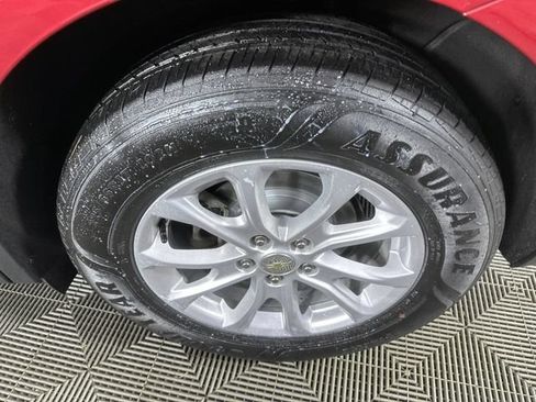 Used 2020 Chevrolet Equinox LT FWD image 5