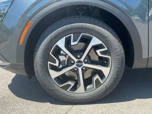 Certified 2025 Kia Sportage EX w/ EX Premium Package image 20