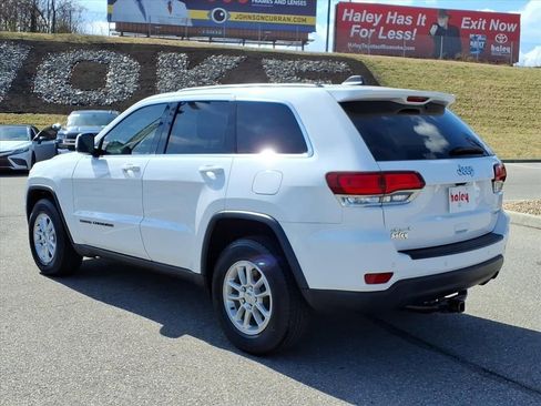 Used 2020 Jeep Grand Cherokee Laredo image 6