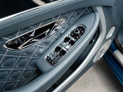 Used 2023 Bentley Continental GT Mulliner AWD/4WD image 25