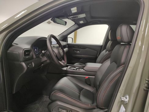 New 2026 Honda Pilot TrailSport image 10