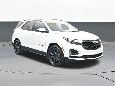 Used 2023 Chevrolet Equinox RS w/ RS Leather Package FWD image 22