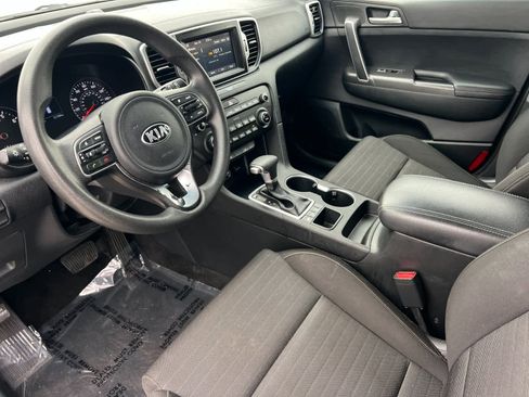 Used 2019 Kia Sportage LX w/ LX Popular Package image 11