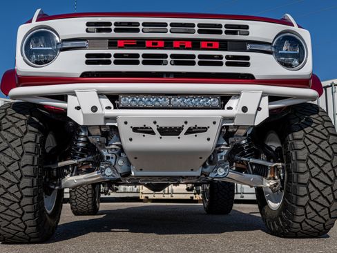 New 2025 Ford Bronco Heritage Edition image 10