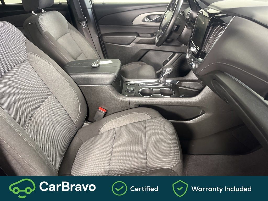Used 2023 Chevrolet Traverse LT AWD/4WD image 16