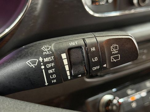 Used 2016 Kia Sedona LX w/ Option Group 020 image 40