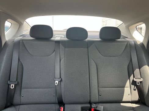 Used 2025 Kia K4 FWD image 38