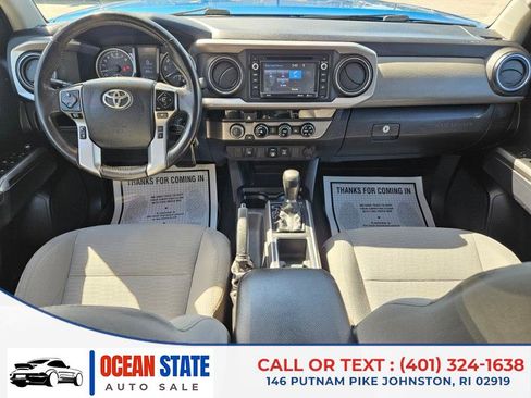 Used 2018 Toyota Tacoma SR5 AWD/4WD image 15