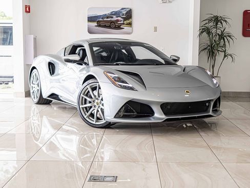 New 2025 Lotus Emira image 5