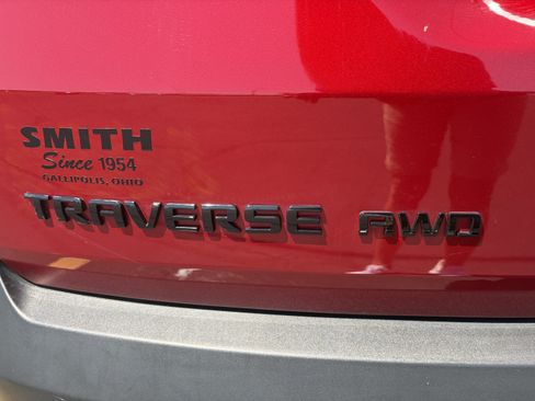 Used 2023 Chevrolet Traverse RS AWD/4WD image 9