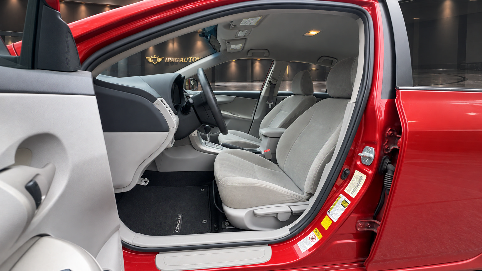 Used 2013 Toyota Corolla LE FWD image 6