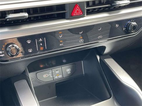 New 2026 Kia Sorento LX image 36
