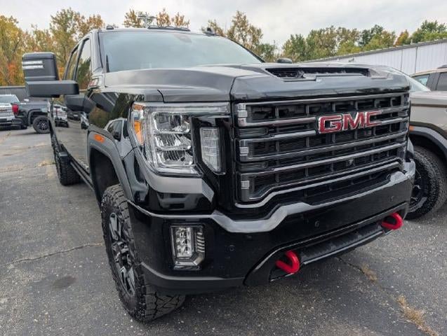 Used 2021 GMC Sierra 2500 AT4 w/ AT4 Premium Plus Package AWD/4WD image 16