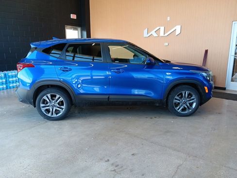 Used 2021 Kia Seltos LX image 15