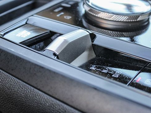 Used 2024 BMW iX xDrive50 w/ Sport Package image 22