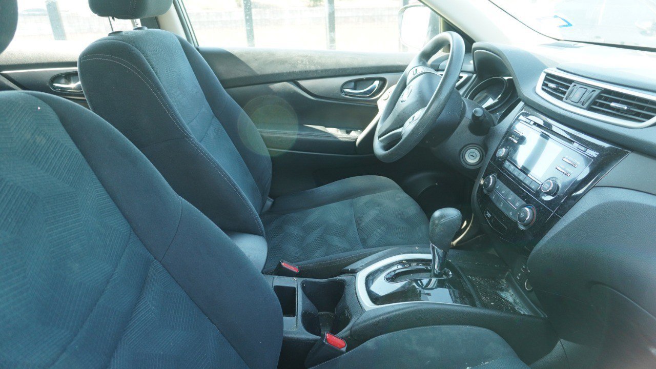 Used 2016 Nissan Rogue S FWD image 10