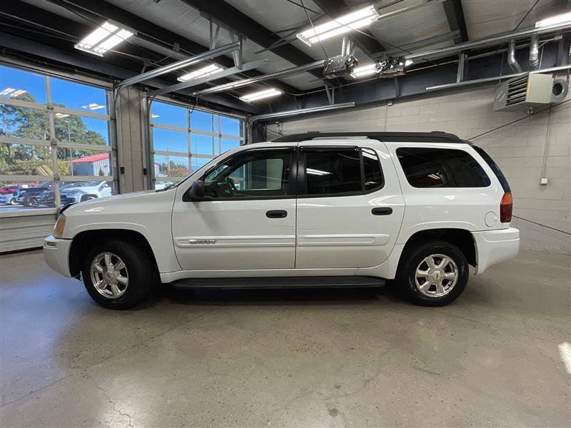 Used 2004 GMC Envoy XL SLE w/ 1SB Preferred Equipment Group AWD/4WD image 2