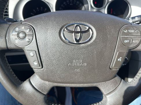 Used 2008 Toyota Sequoia Limited image 14