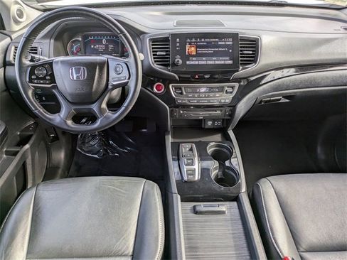 Used 2021 Honda Pilot Touring image 15