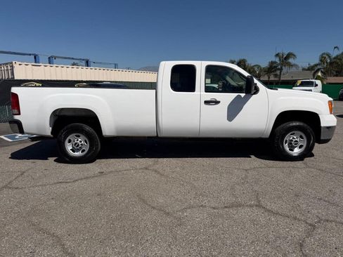 Used 2008 GMC Sierra 2500 W/T RWD image 4