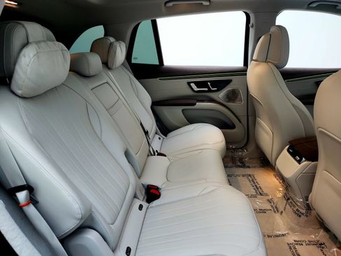 Certified 2023 Mercedes-Benz EQS 450+ SUV image 27