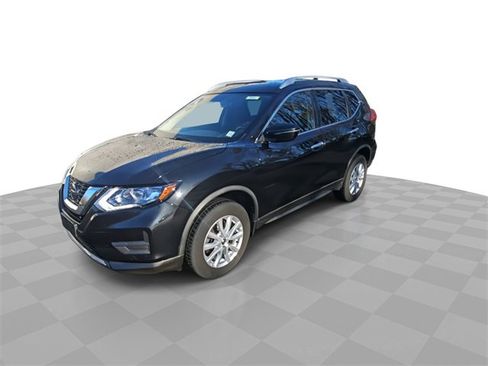 Used 2019 Nissan Rogue SV image 4