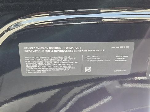 Used 2025 Lucid Air Touring AWD/4WD image 29