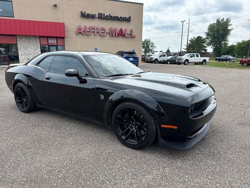 Used 2023 Dodge Challenger SRT Hellcat RWD image 7