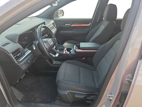 Used 2025 GMC Terrain Elevation AWD/4WD image 28