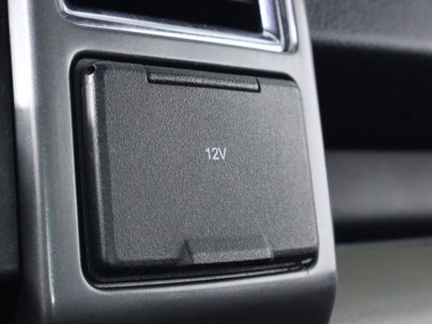 Used 2017 Ford F150 XLT w/ Trailer Tow Package image 24