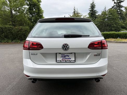 Used 2017 Volkswagen Golf S AWD/4WD image 7