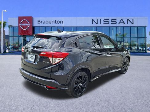 Used 2021 Honda HR-V Sport image 5