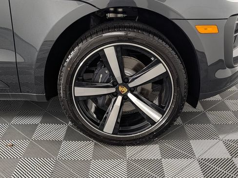 New 2026 Porsche Macan AWD/4WD image 14